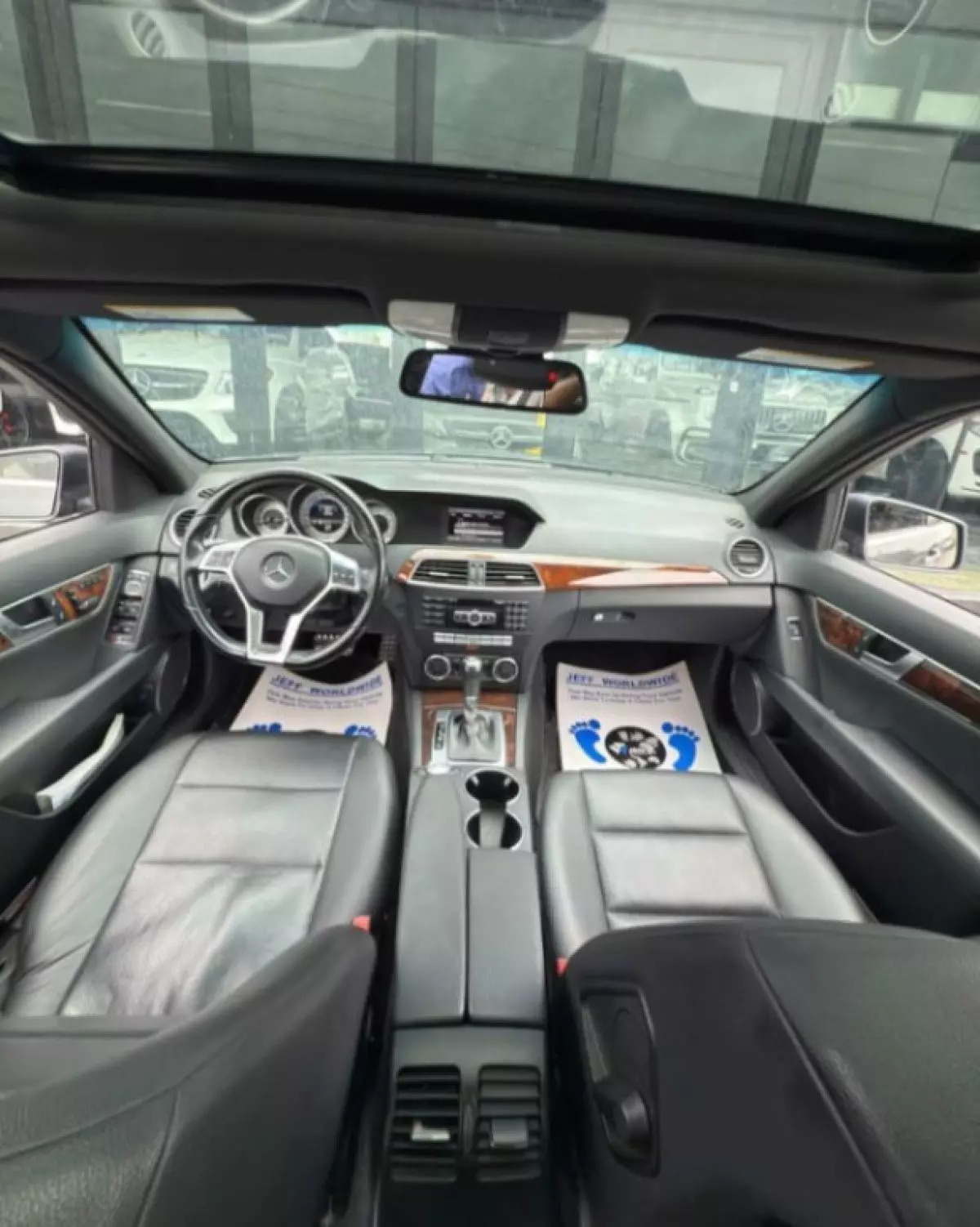 interiorFront