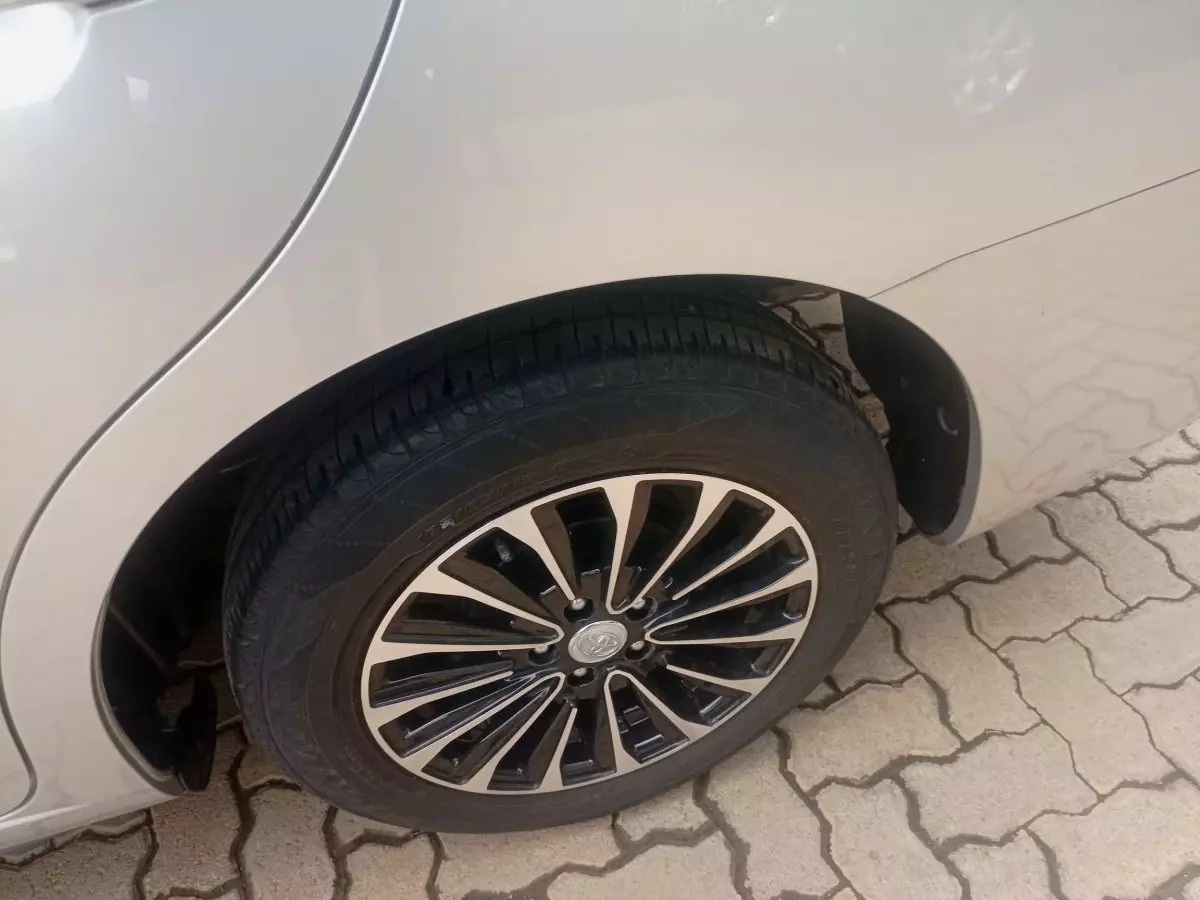 tyre2