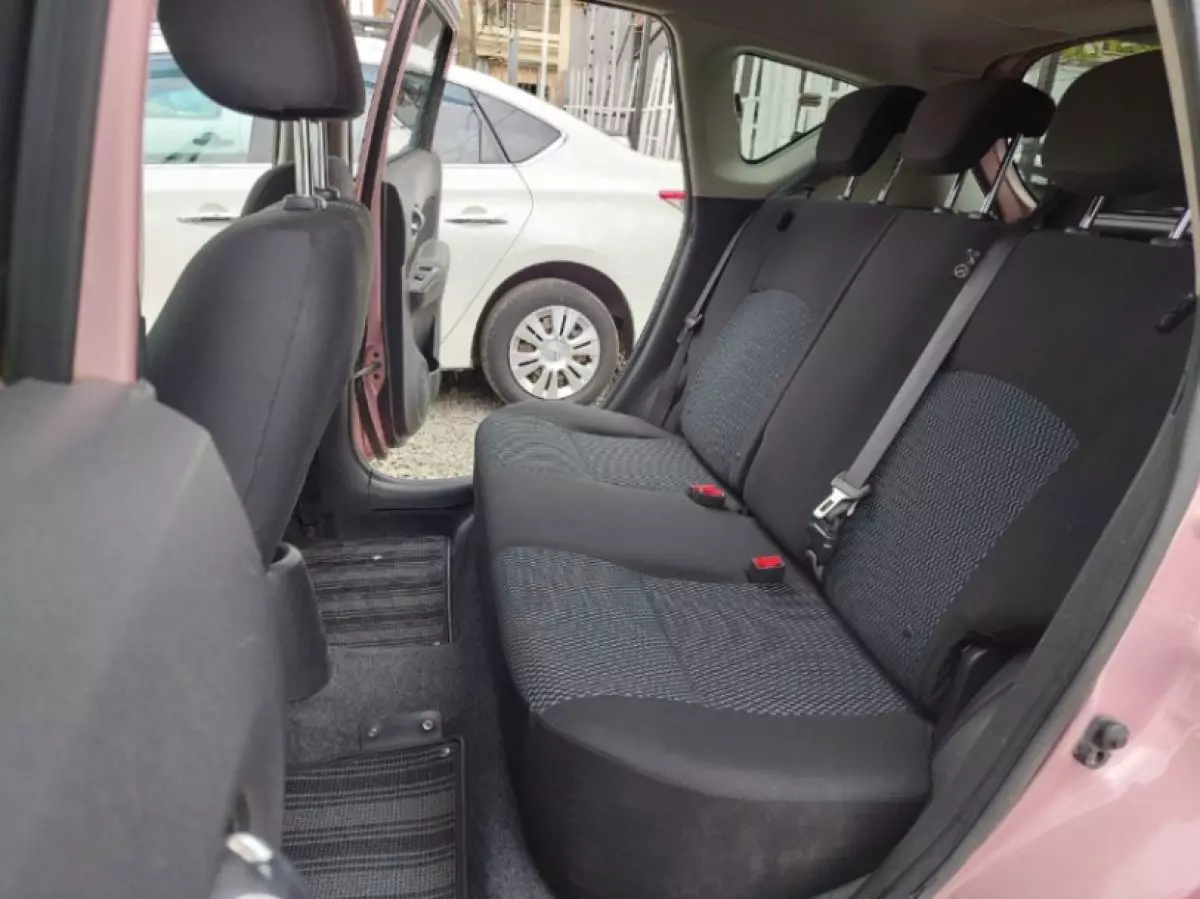 interiorBack