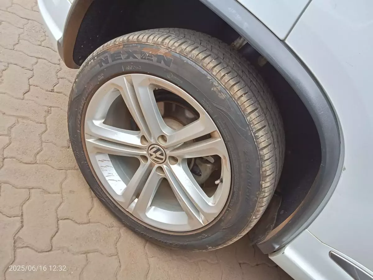 tyre2