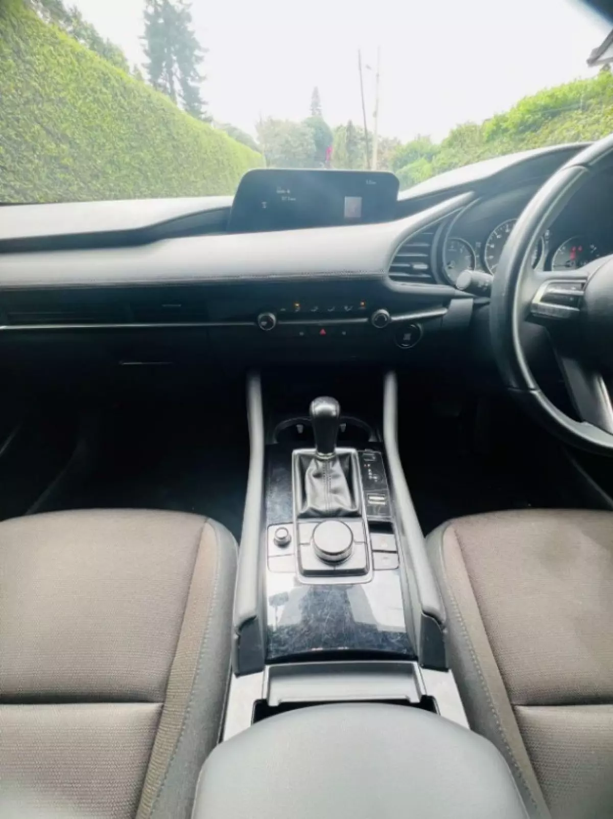 interiorFront