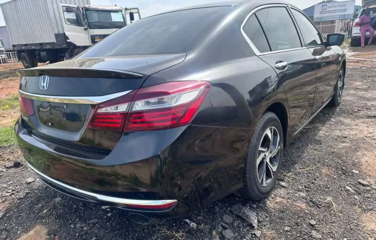 car Right Back