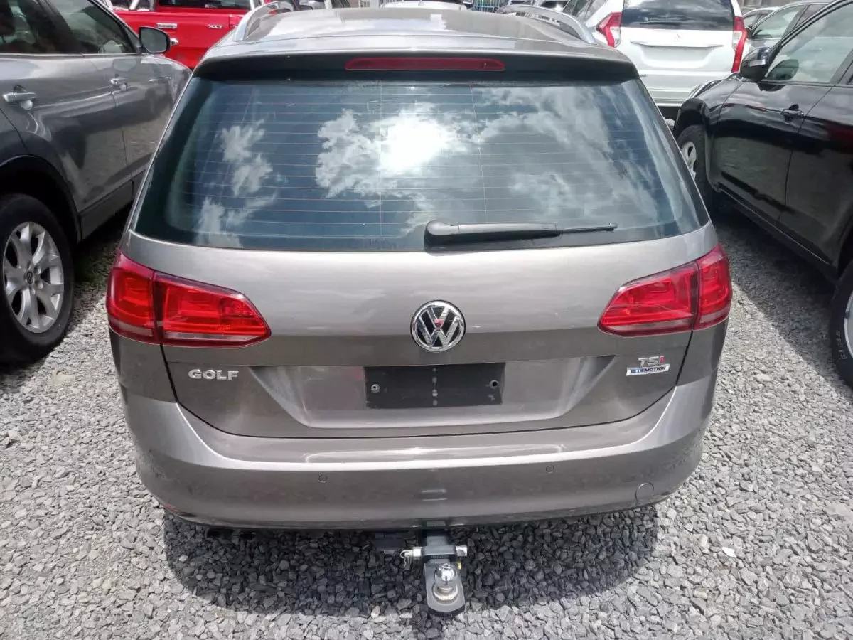 car Back