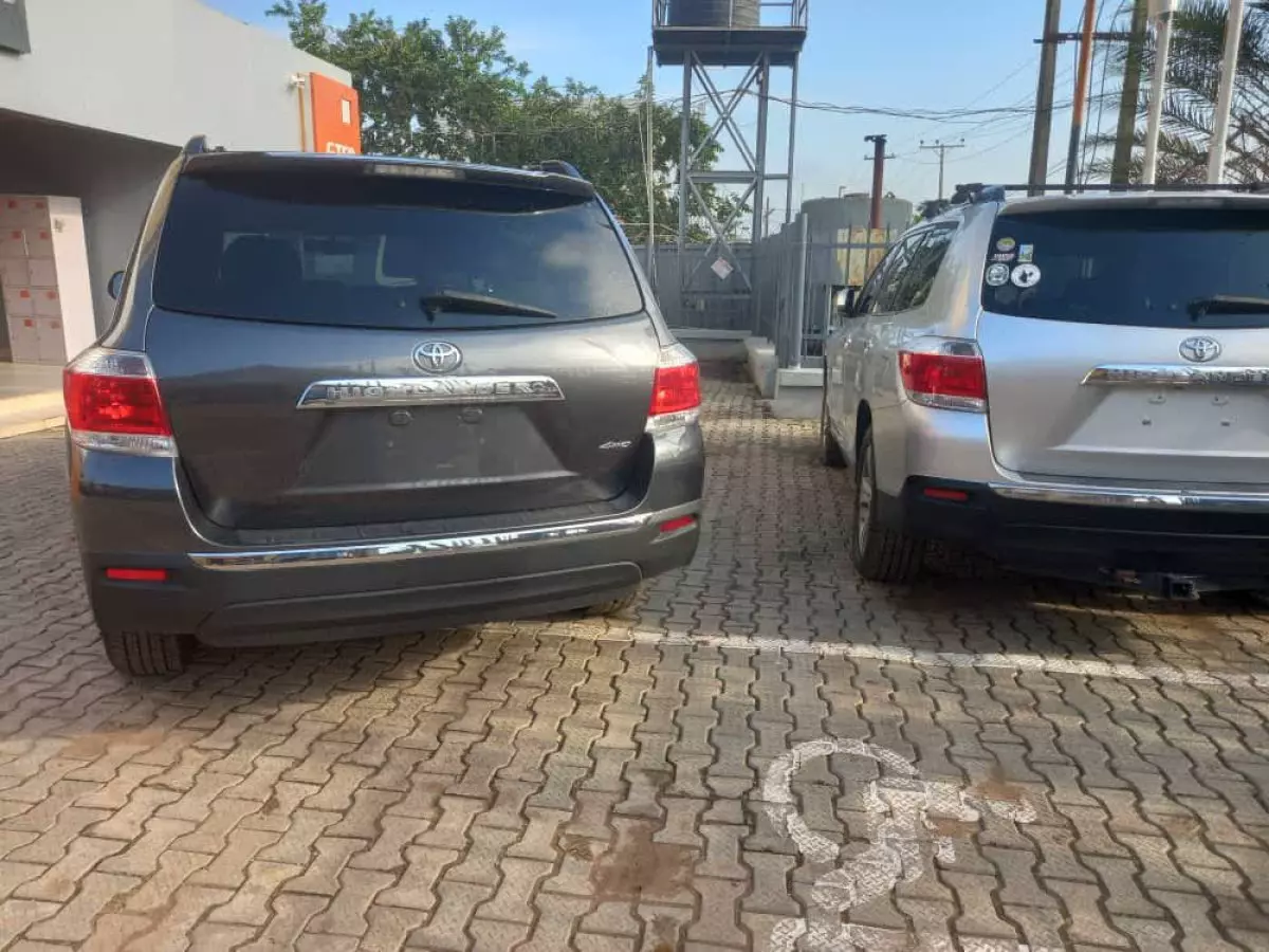car Back