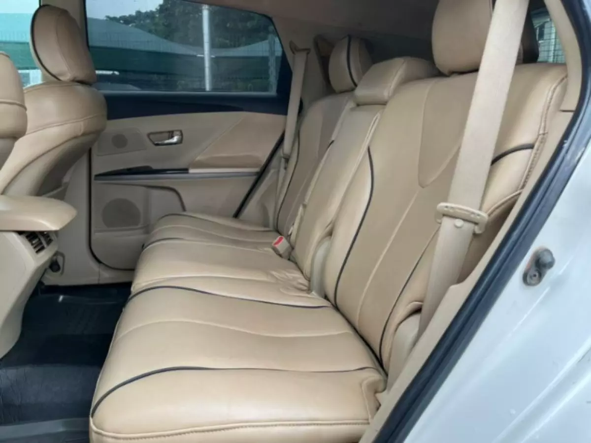interiorBack