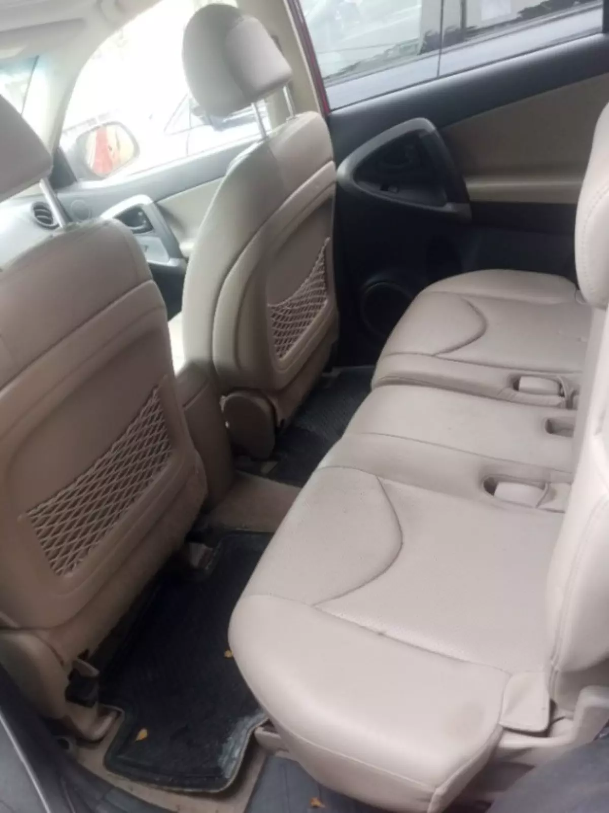 interiorBack
