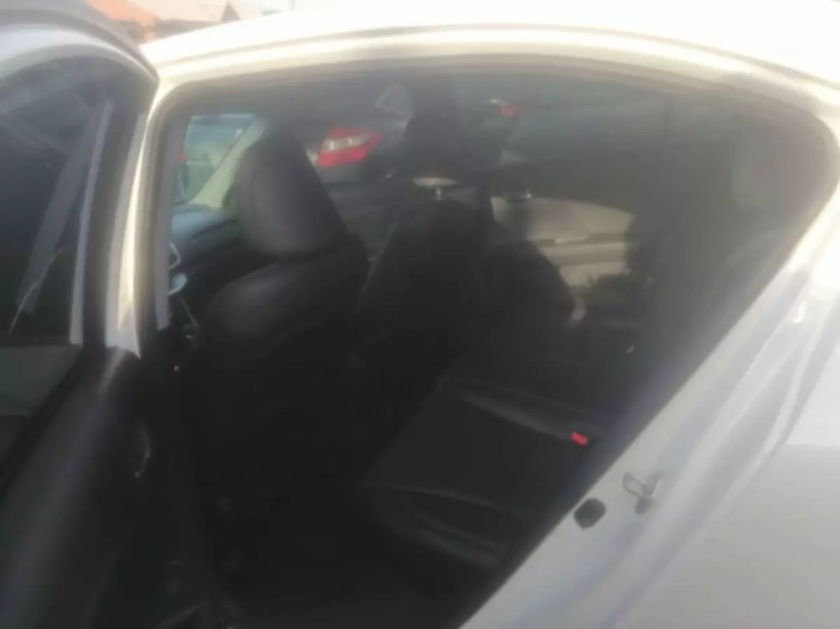 interiorBack