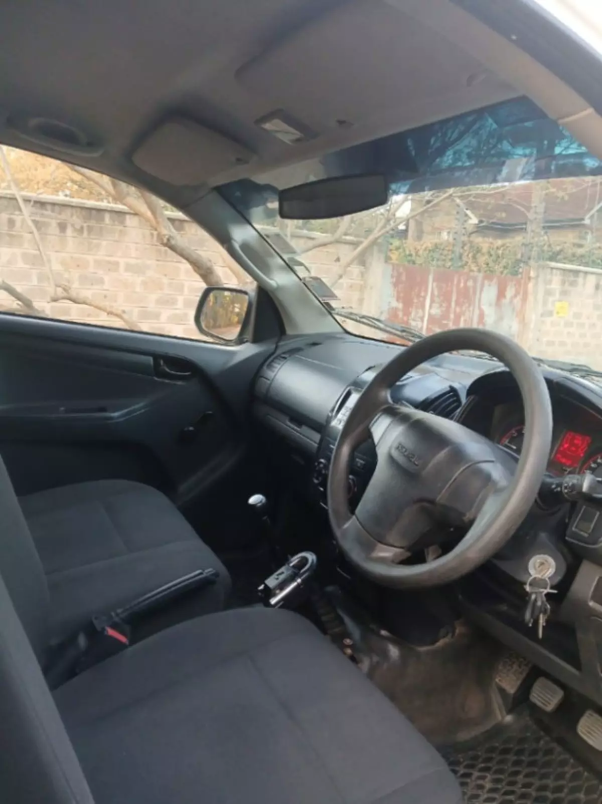 interiorFront