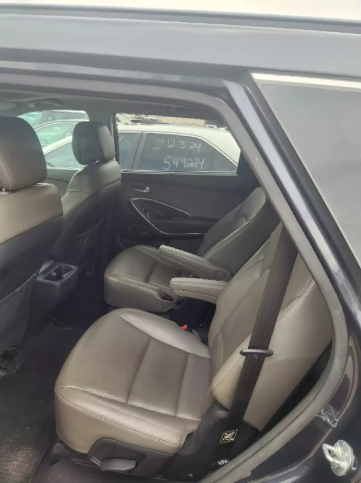 interiorBack