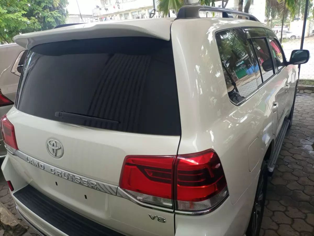 car Back
