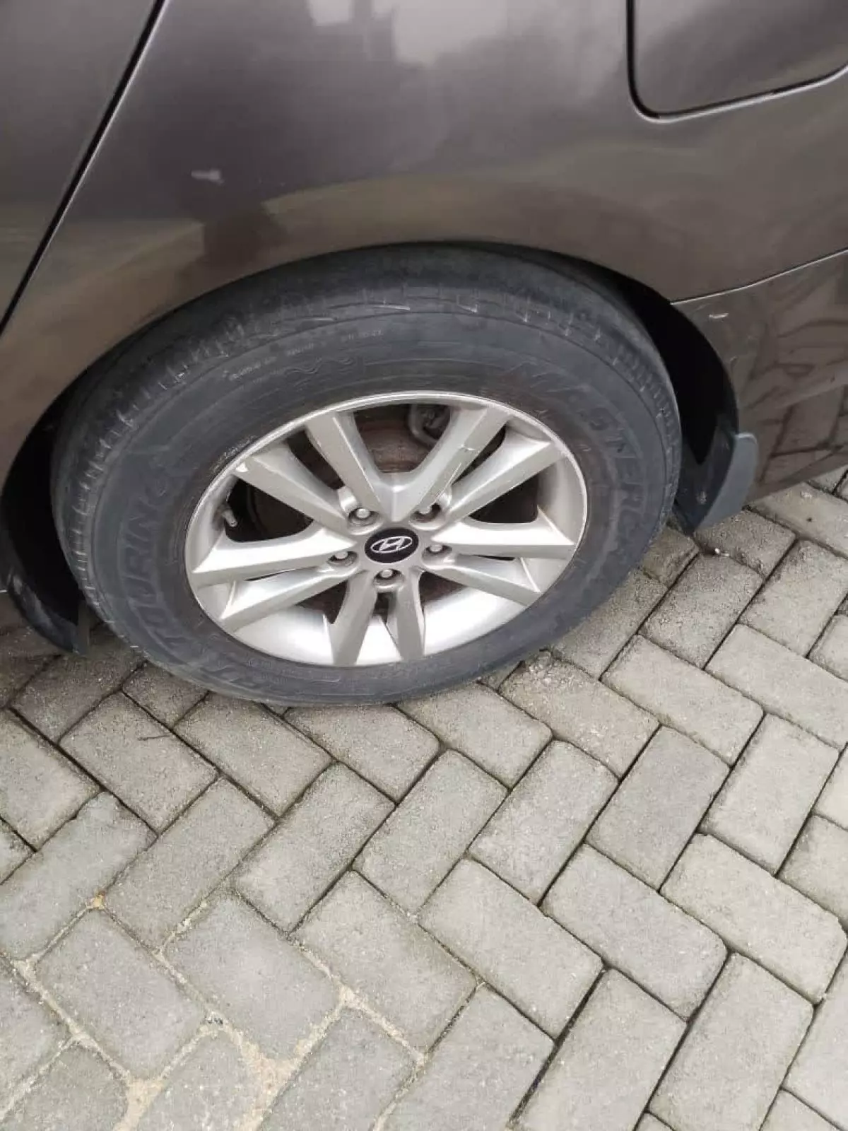 tyre1
