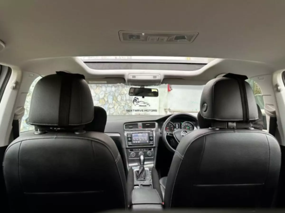 interiorFront