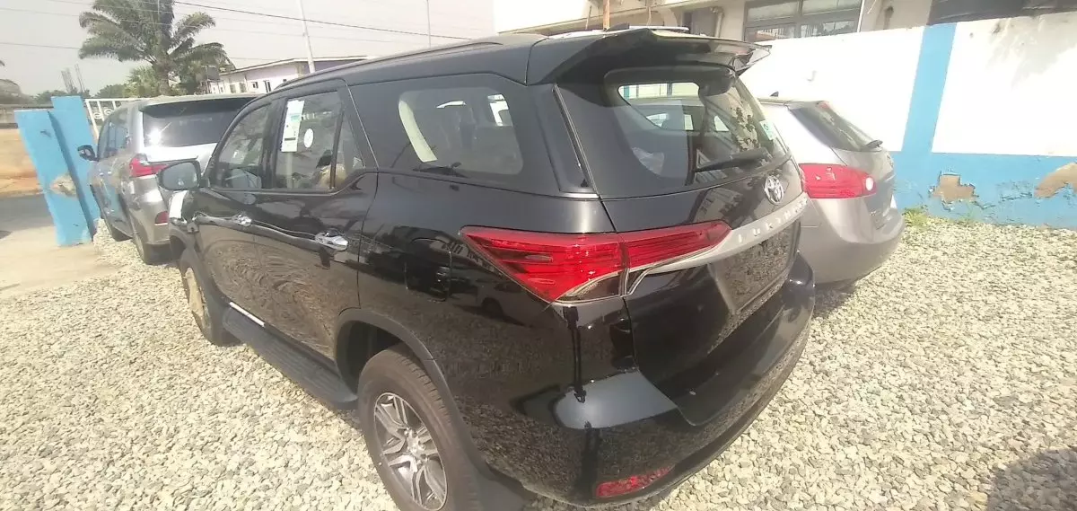 car Left Back
