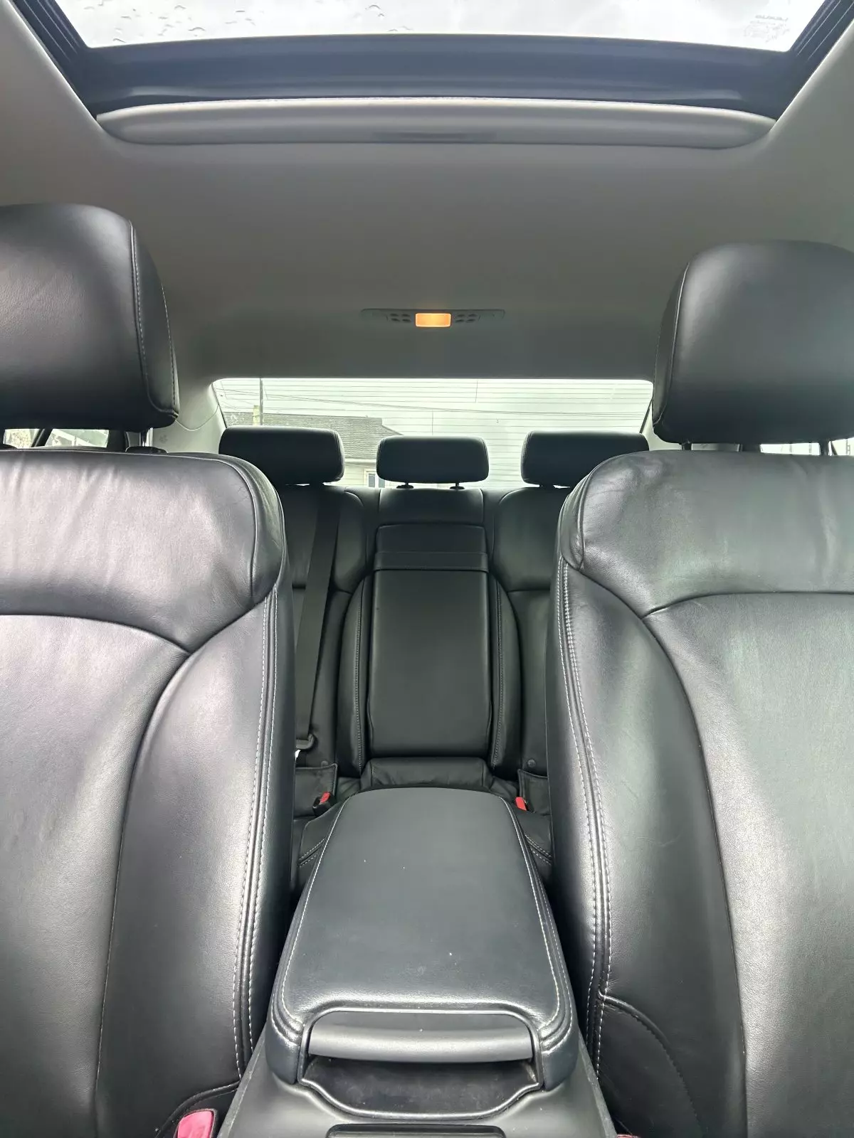 mainInteriorSView