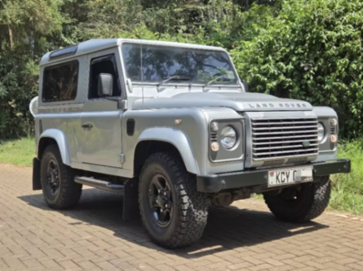 Land Rover Defender - 2014