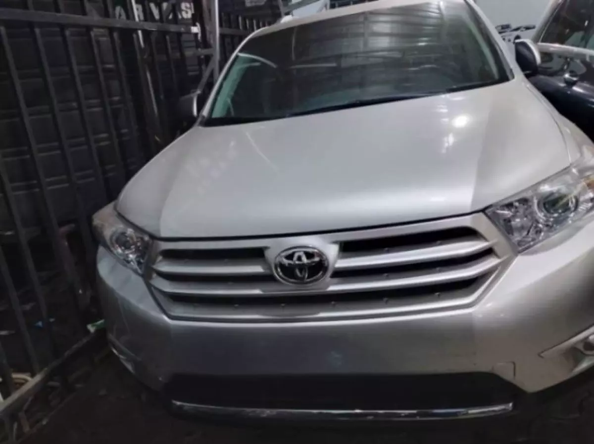 Toyota Highlander - 2010