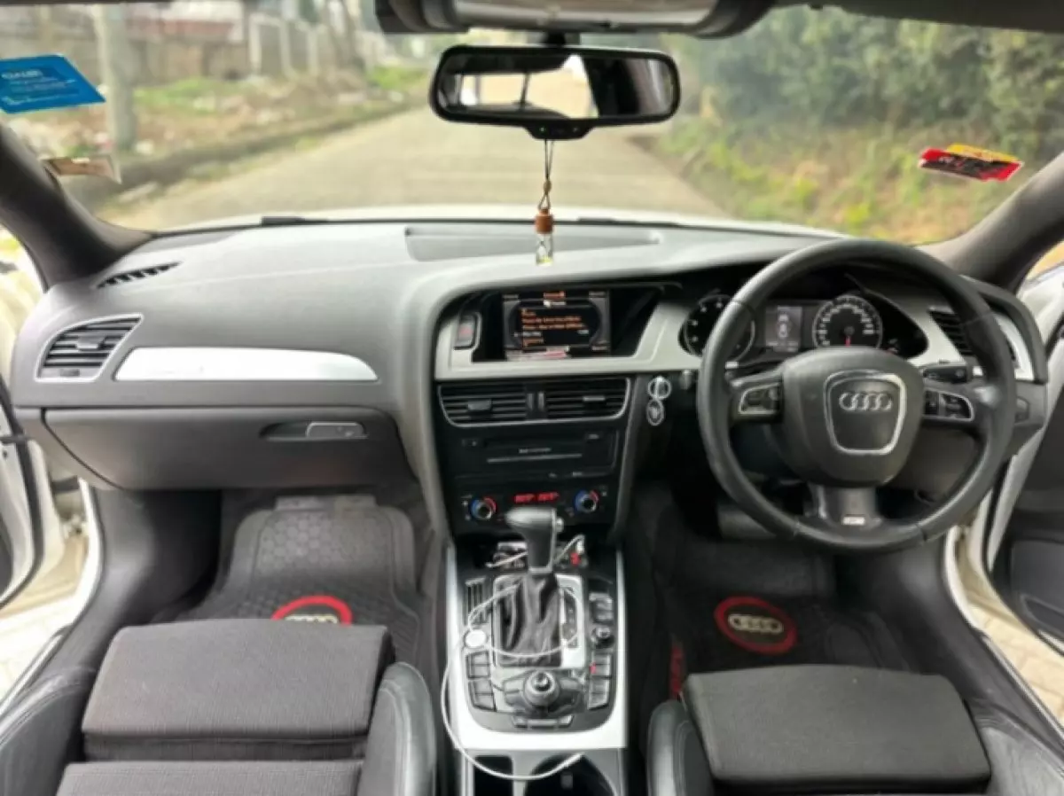 interiorFront