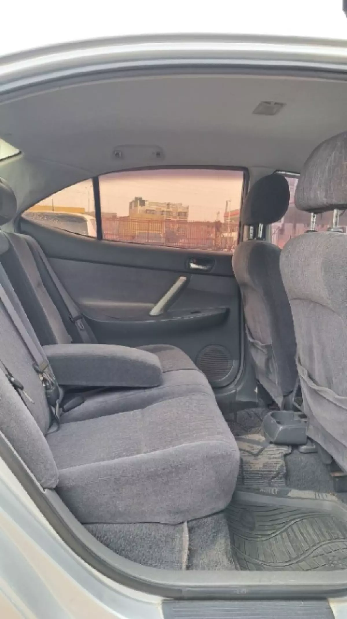 interiorBack