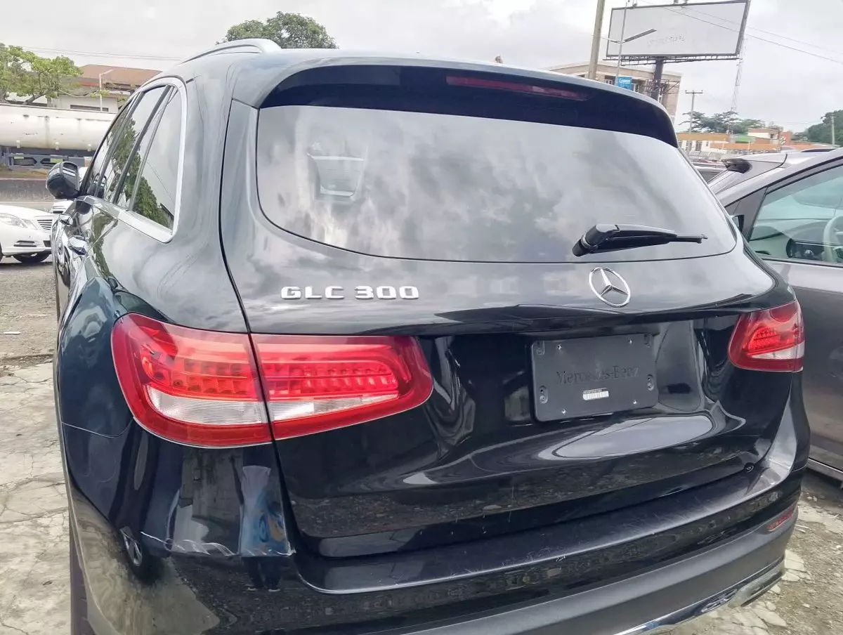 car Back