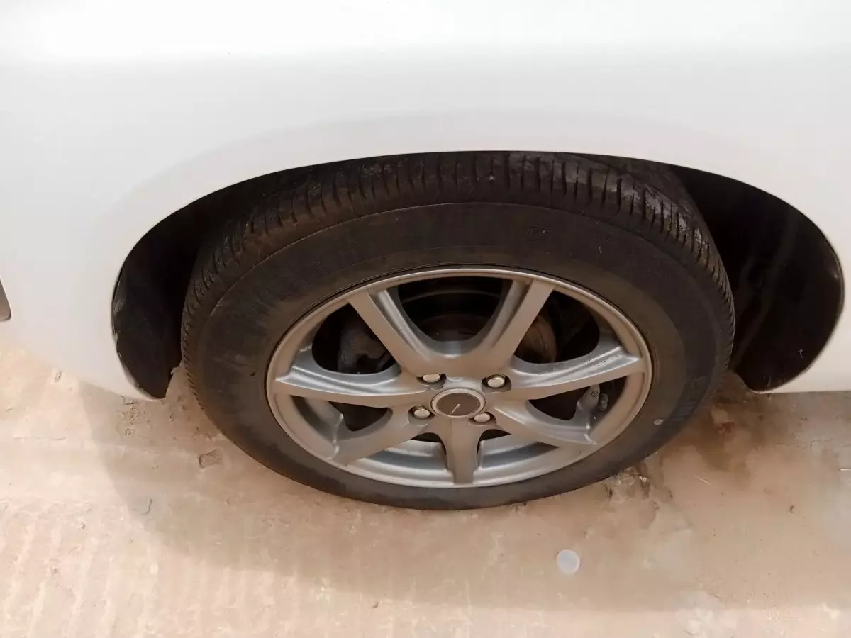 tyre3