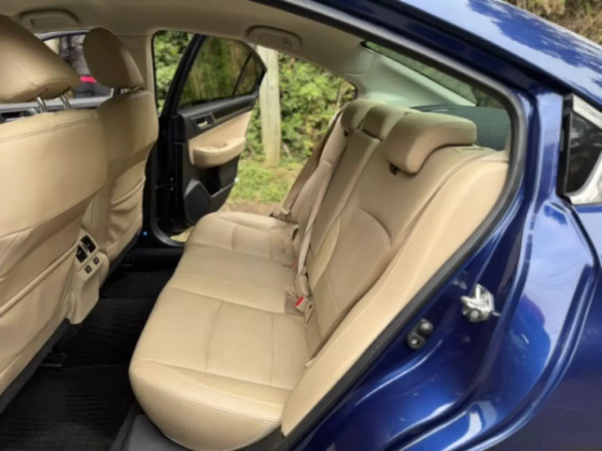 interiorBack