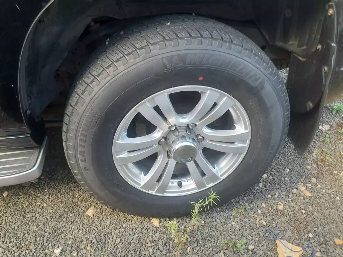 tyre0