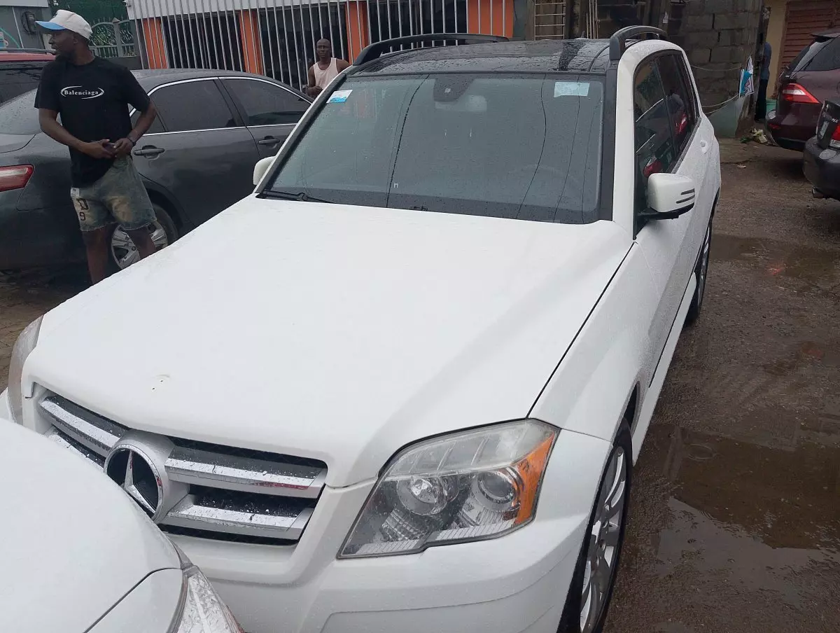 Mercedes-Benz GLK 350 - 2010