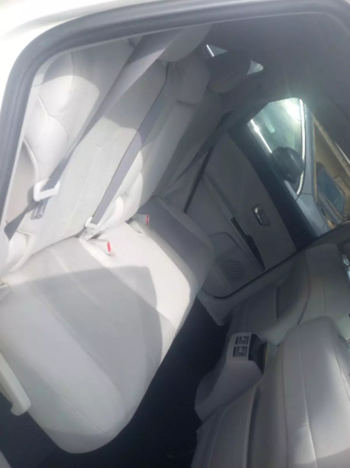 interiorBack