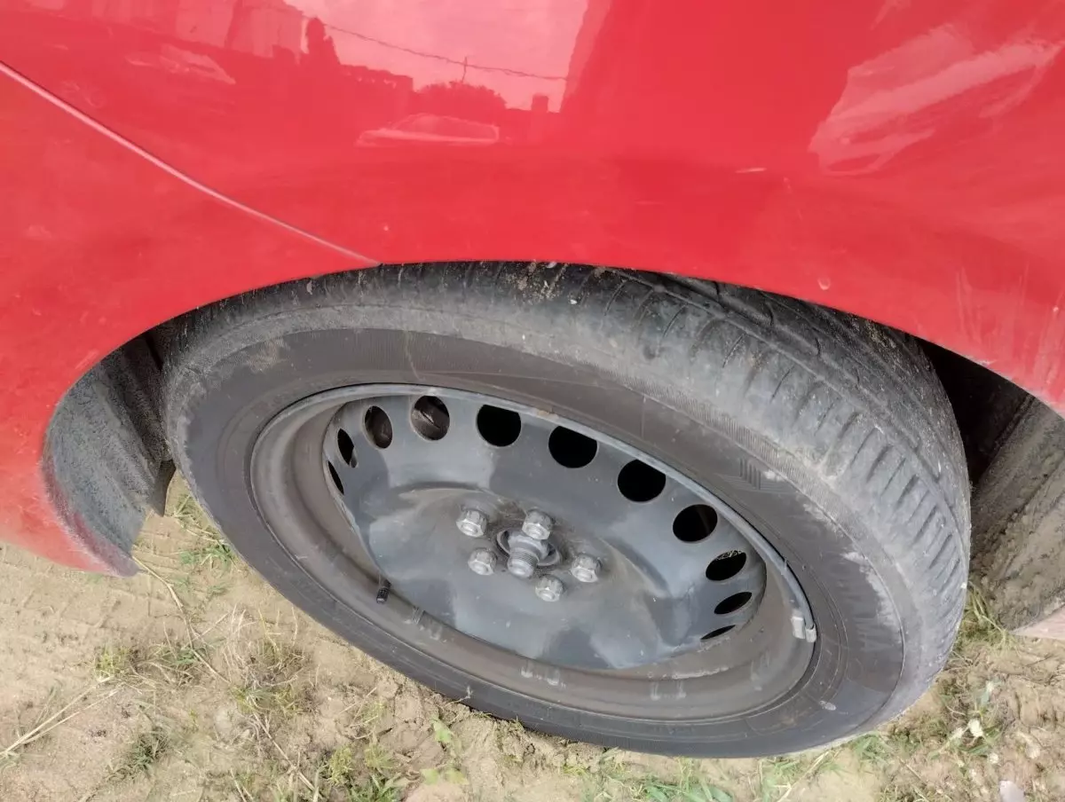 tyre1