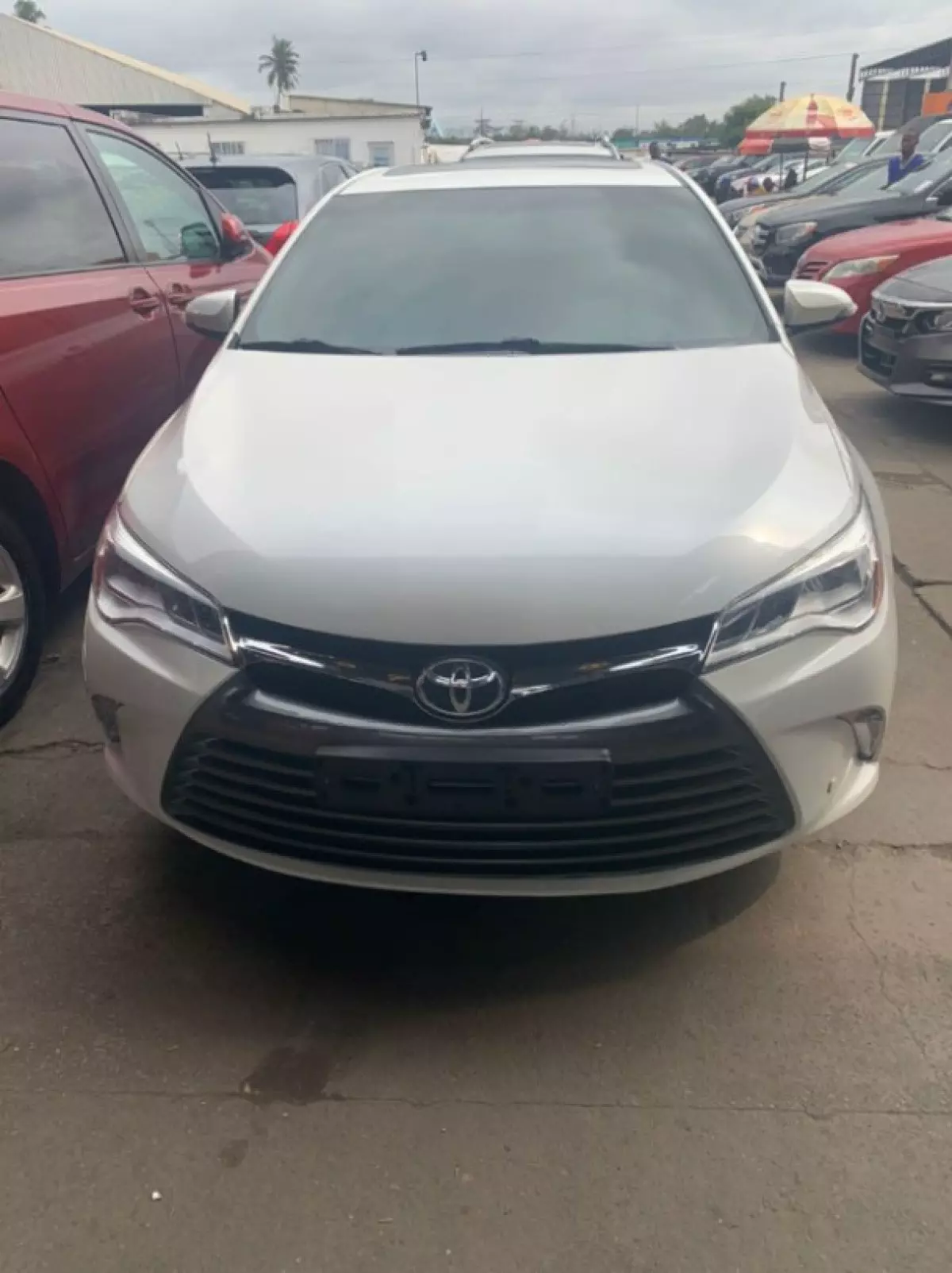 Toyota Camry - 2016