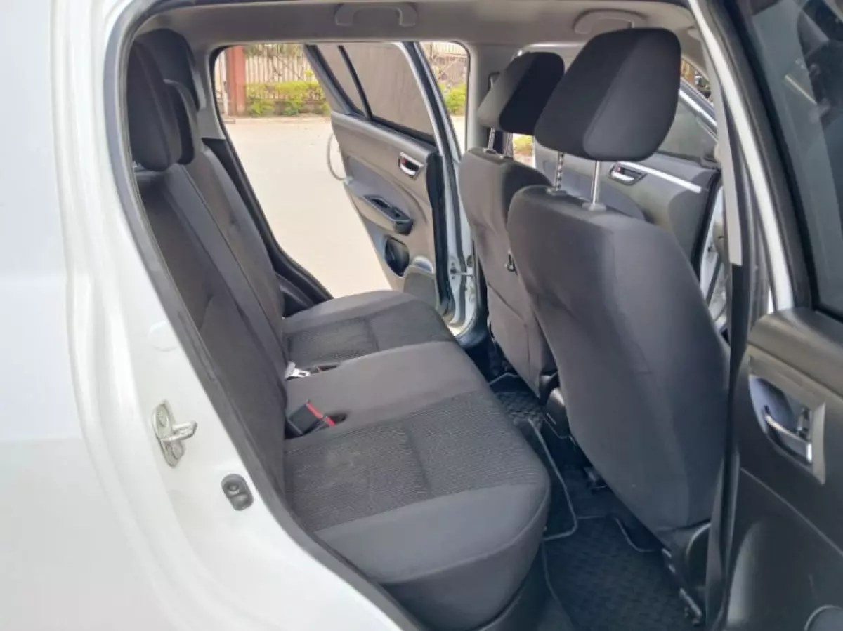 interiorBack