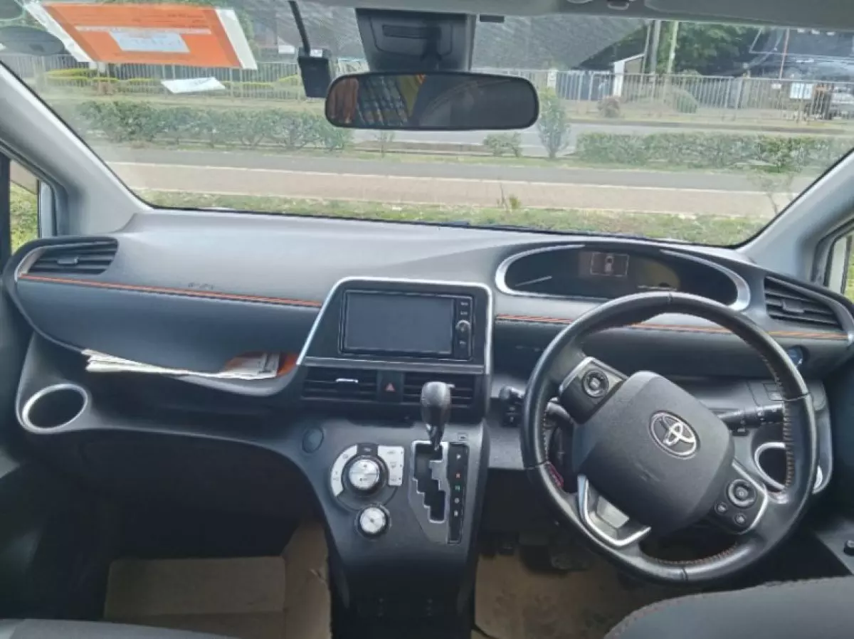 interiorBack