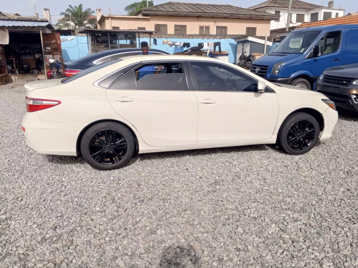 car Left