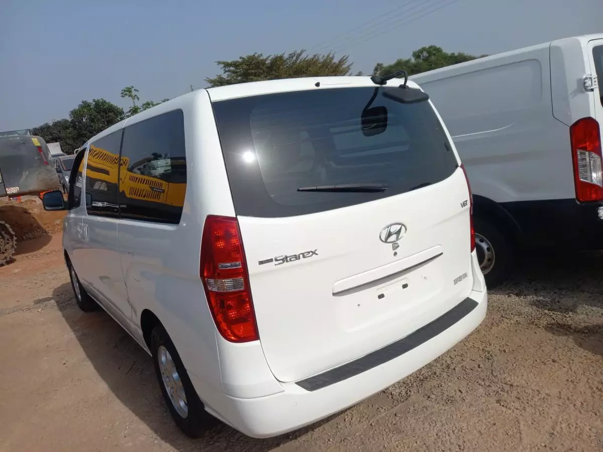 car Back