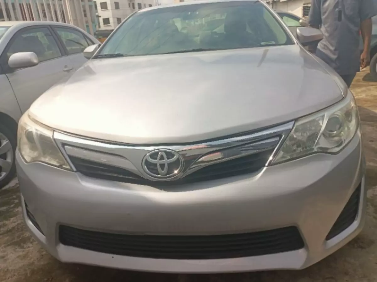 Toyota camry - 2013