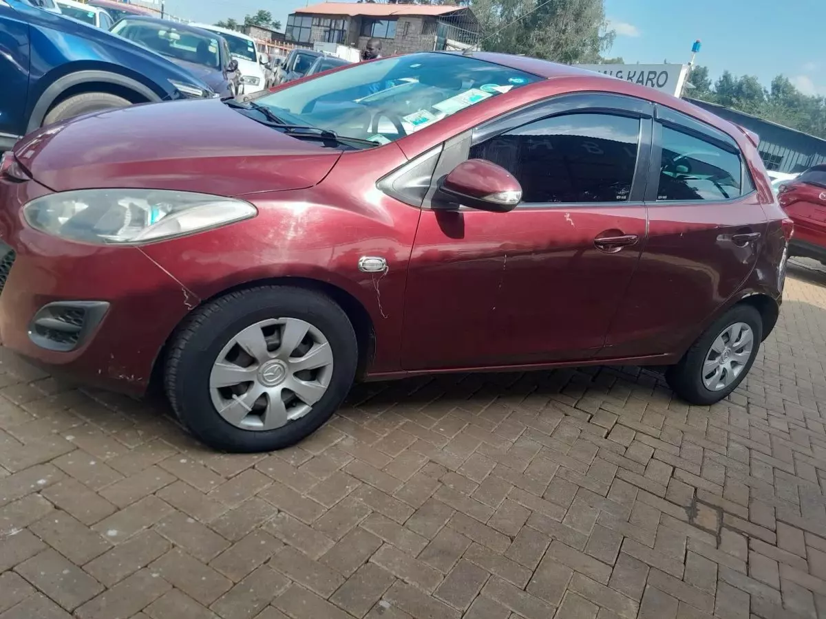Mazda Demio - 2012