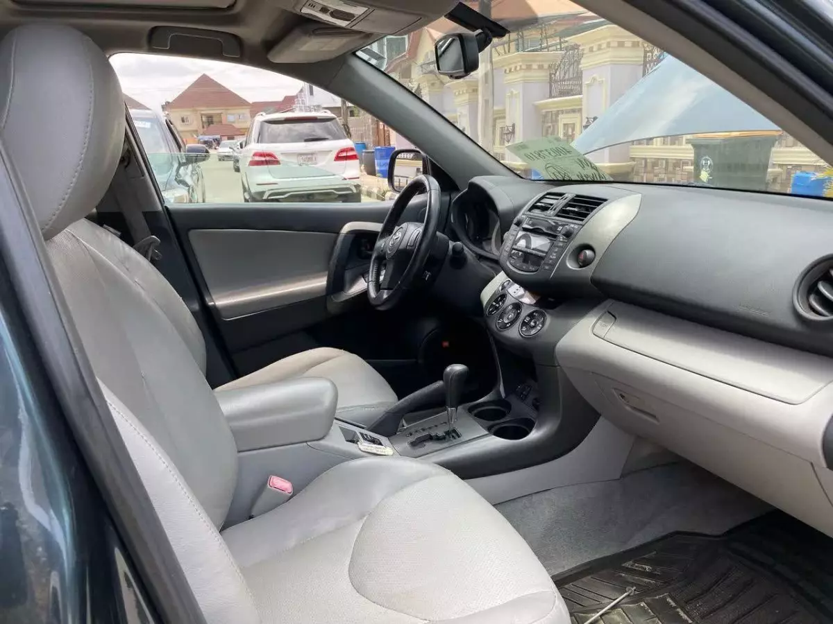 car Left