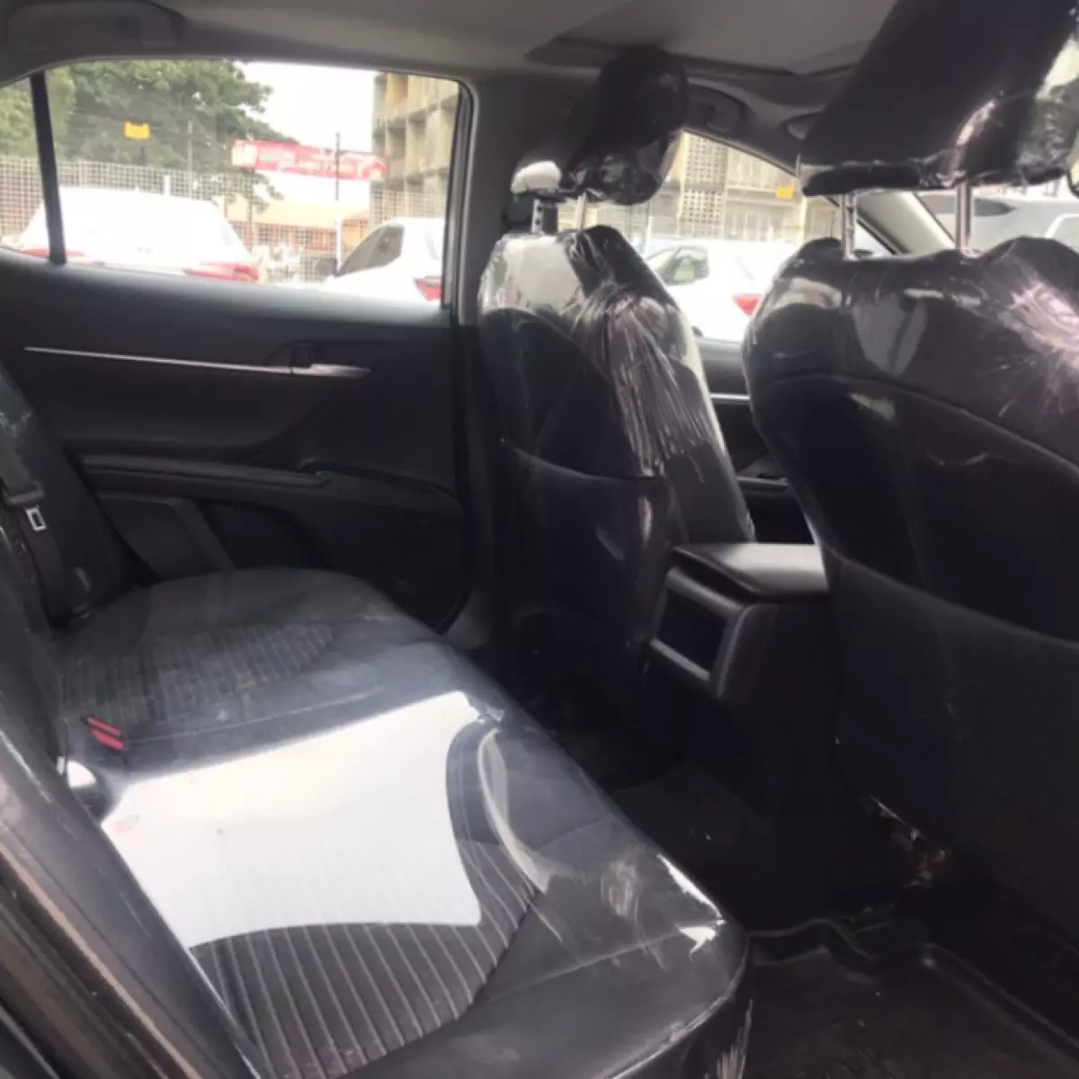 interiorBack