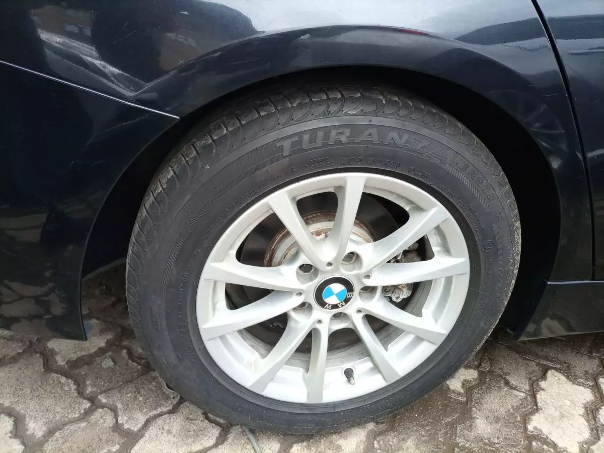 tyre2