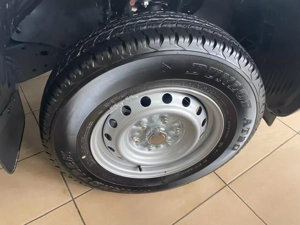tyre1