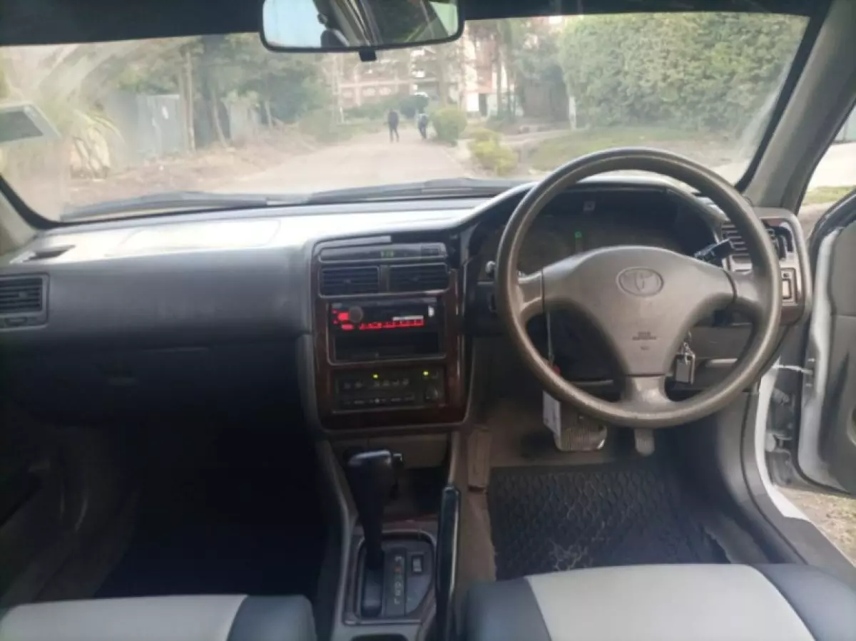 interiorFront