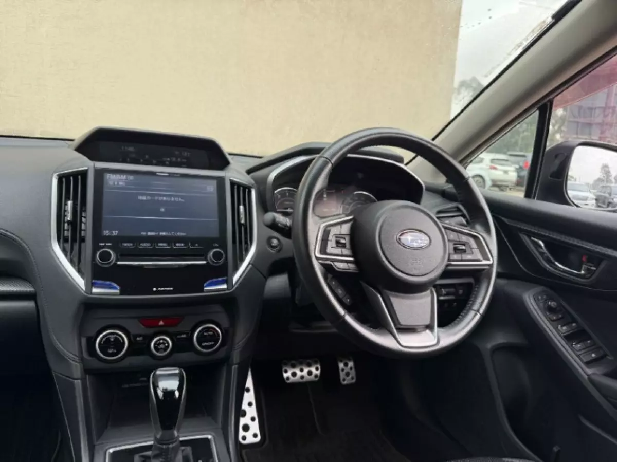 interiorFront
