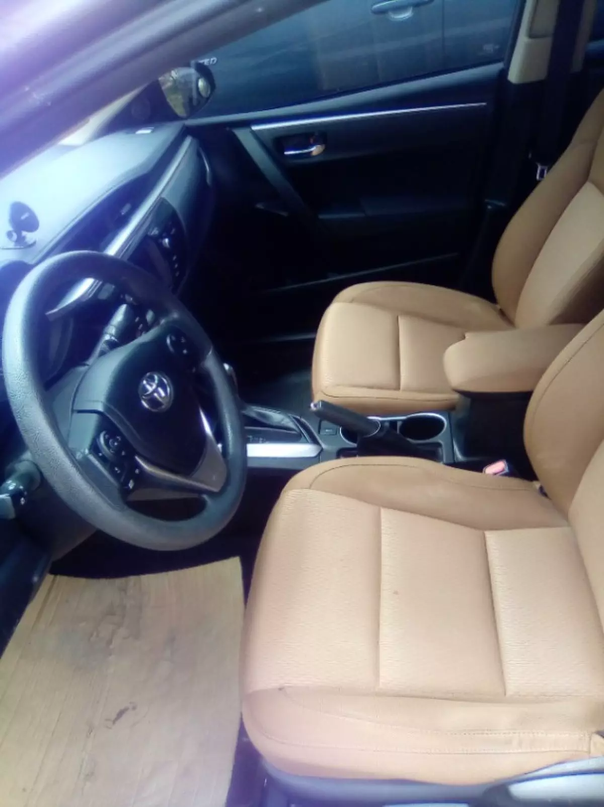 interiorFront