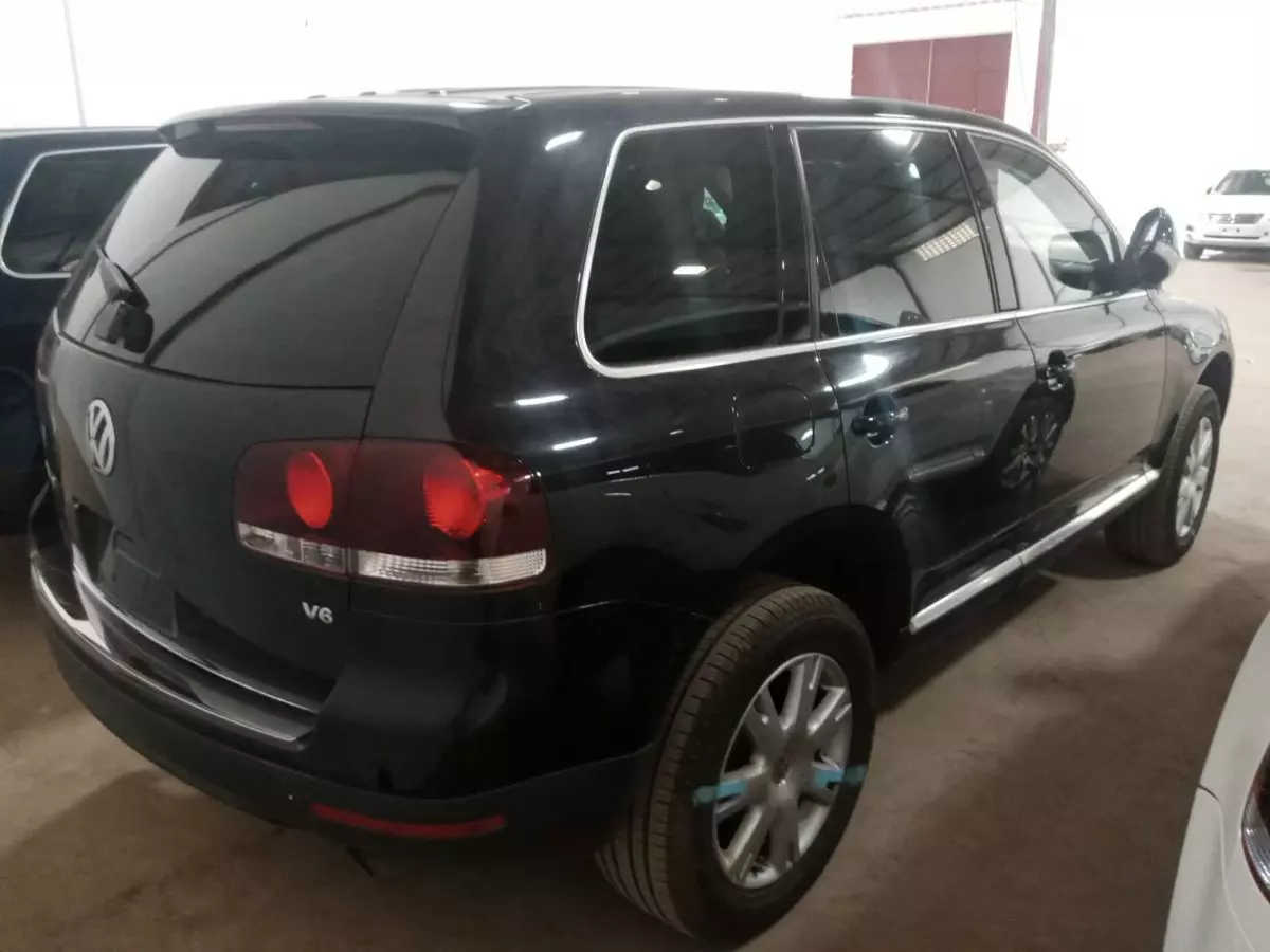 car Right Back