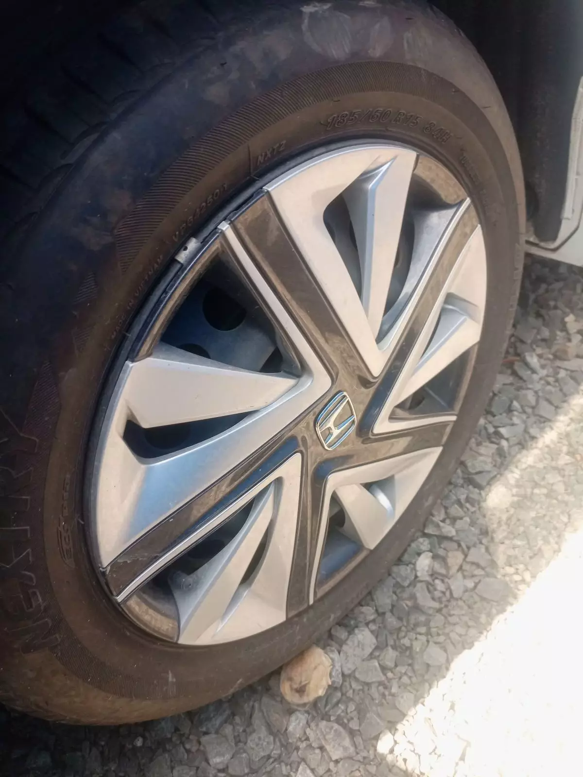 tyre2