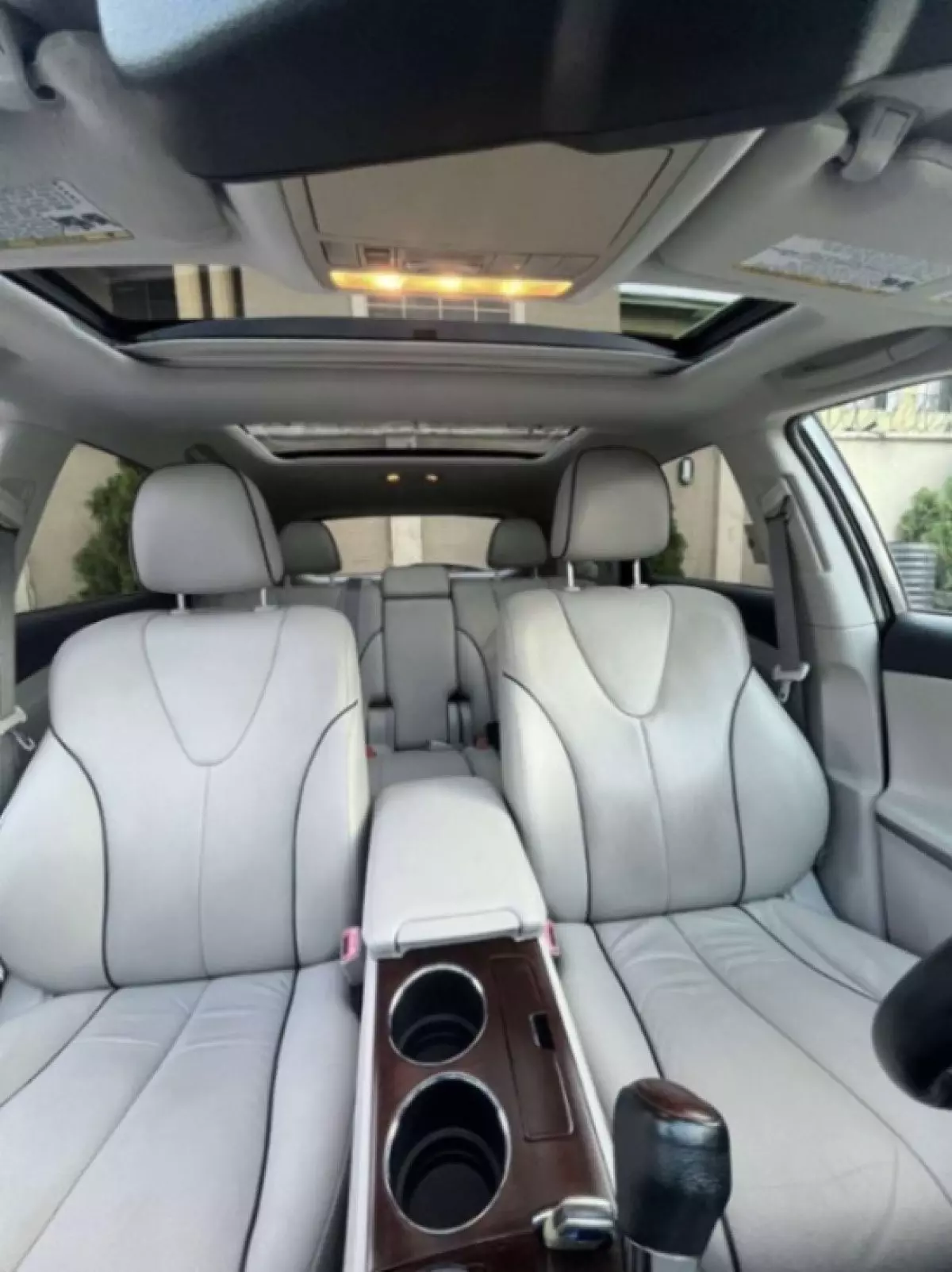 interiorBack