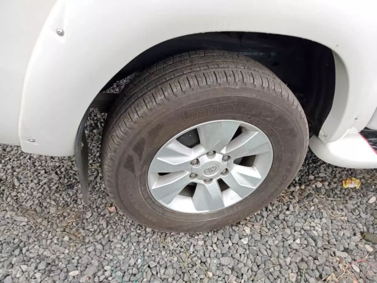 tyre1