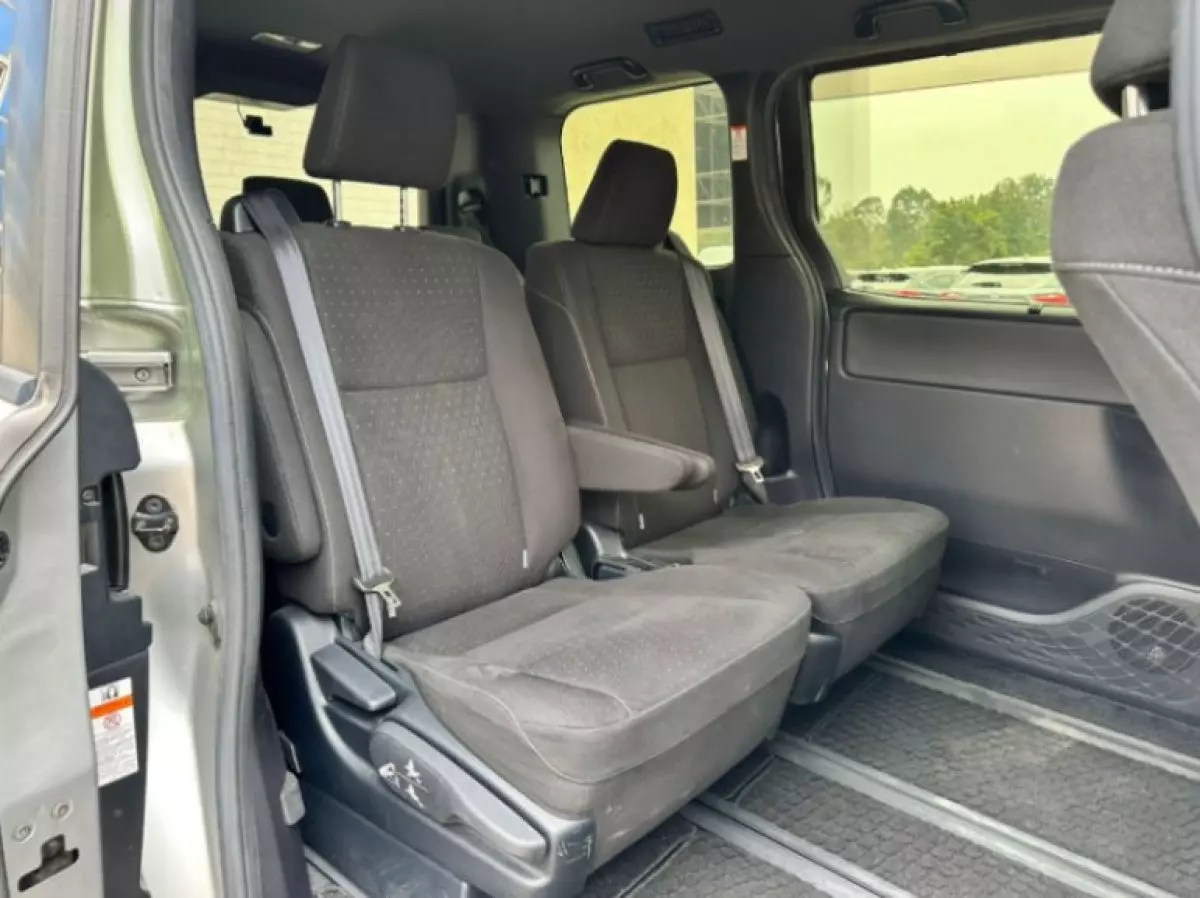 interiorBack
