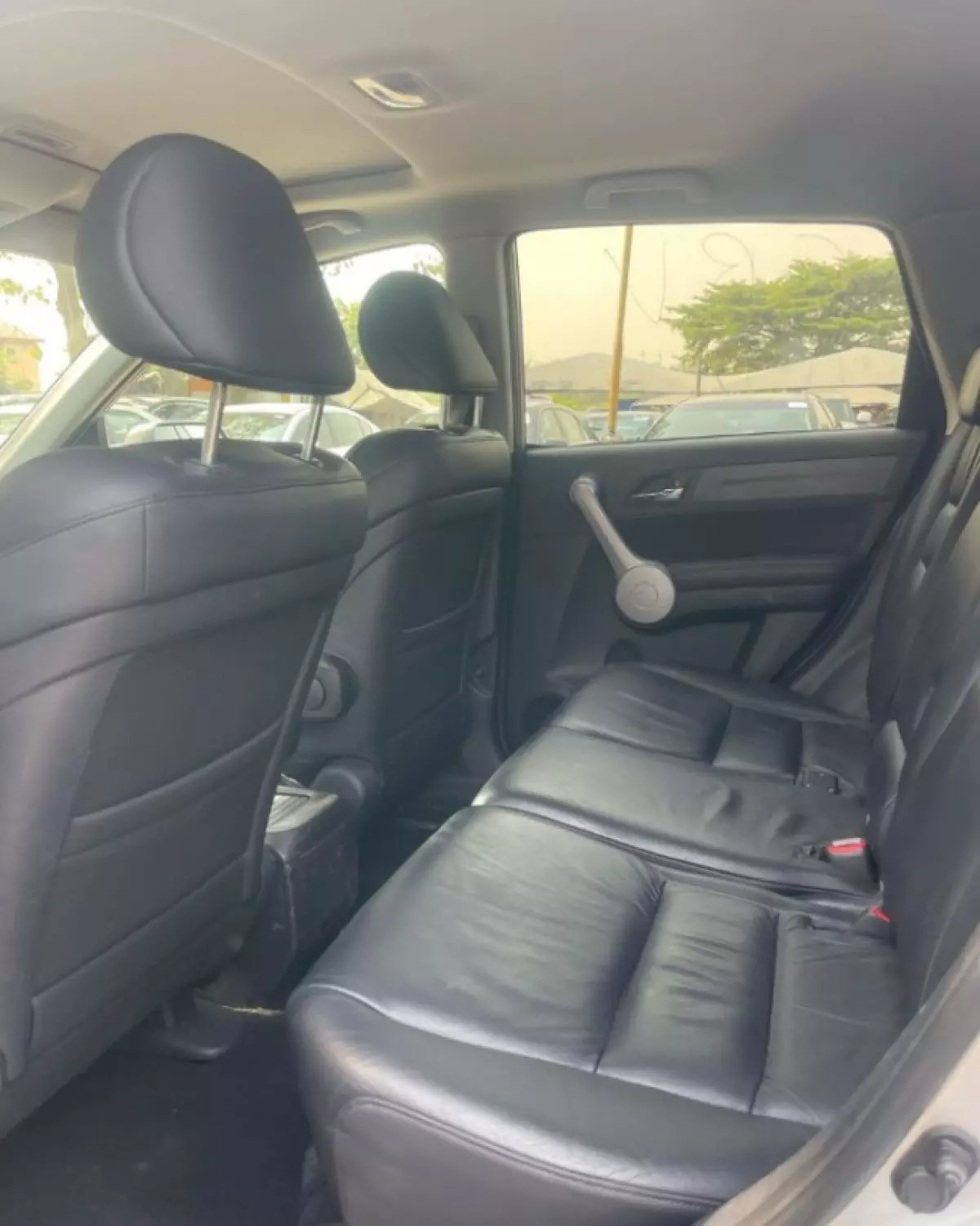 interiorBack