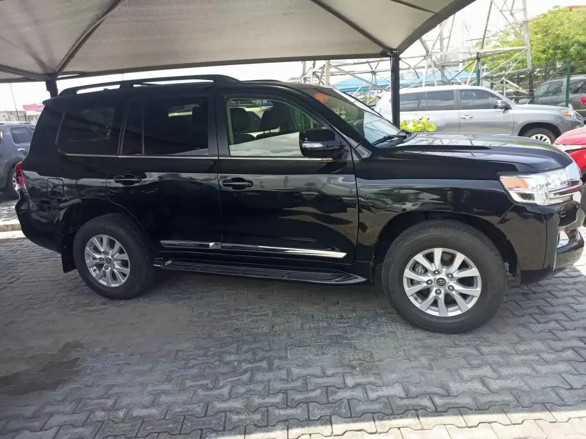 Car Right